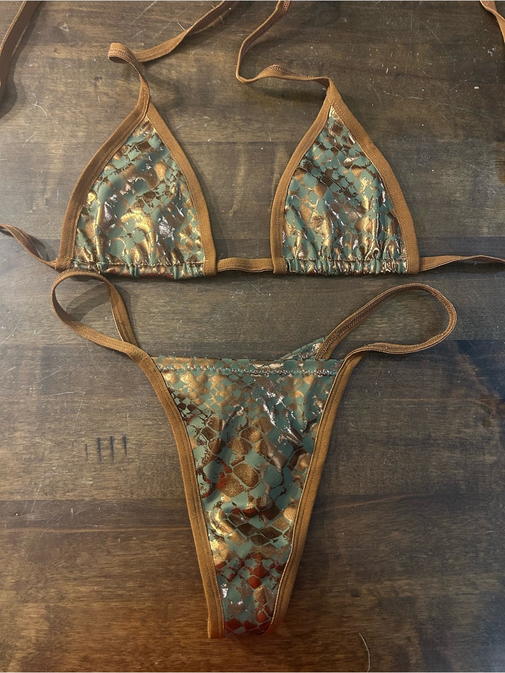 NWOT Sexy Skimpy Triangle Top Scrunchy Butt Bottom Snakeskin Animal Print Bikini